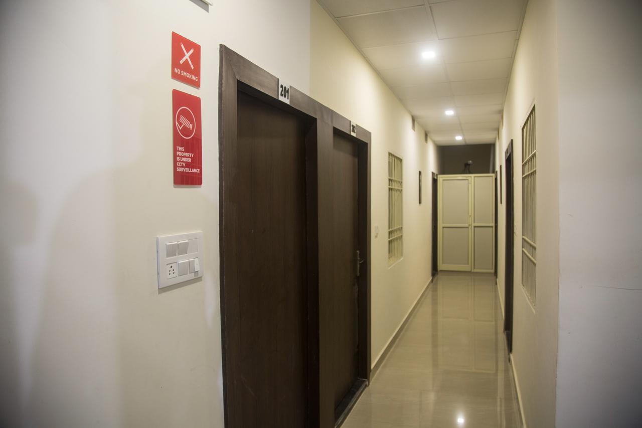 Oyo 9123 Baghban Residency Hotel Gwalior Eksteriør billede